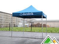 Hemelsblauwe promotent 3x3 met bedrukking Durabrik op de volants