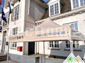 Vouwtent 3x3 PVC beige met personalisatie op de volants