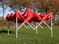 Half open vouwtent van 3x3 meter met rood dakzeil